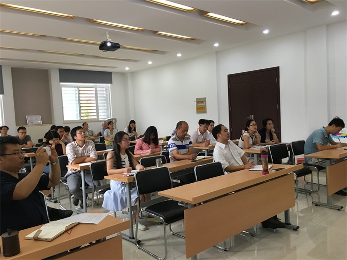 新人新思路----记我所学术委员会第三次会议
