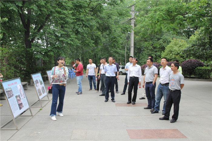 武汉市园林科学研究所与青山区园林局签订战略合作协议
