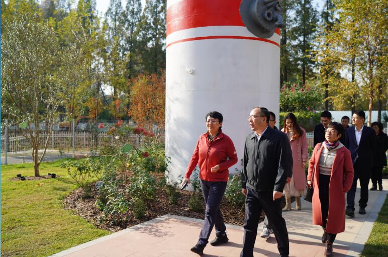 市领导调研市园科院绿色驿站